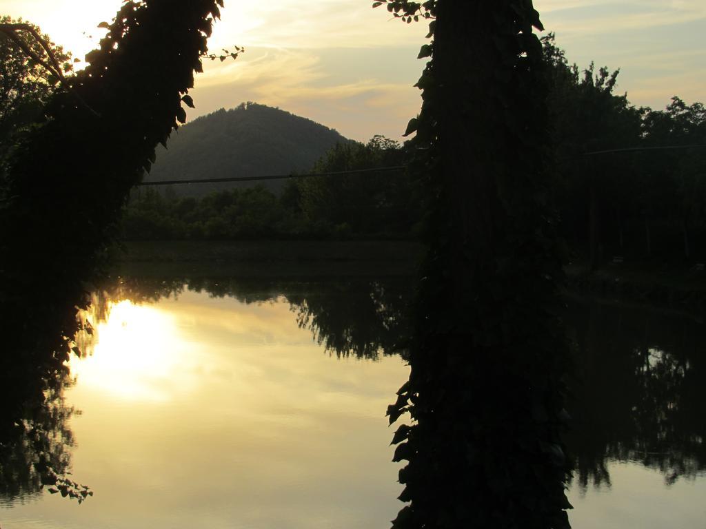 Agriturismo Acero Rosso Civitella di Romagna Exterior foto
